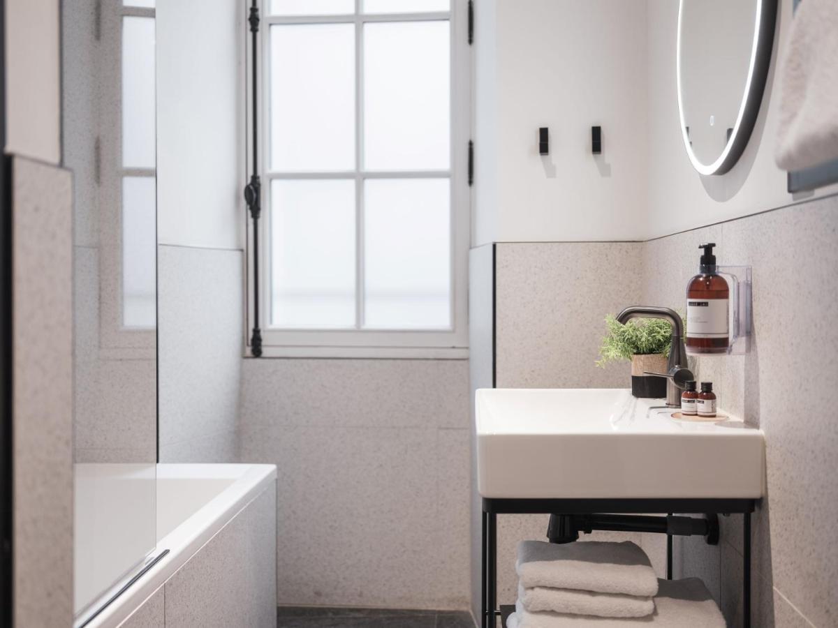 Appartements Crebillon - Maisons Du Monde Hotel & Suites Nantes Dış mekan fotoğraf